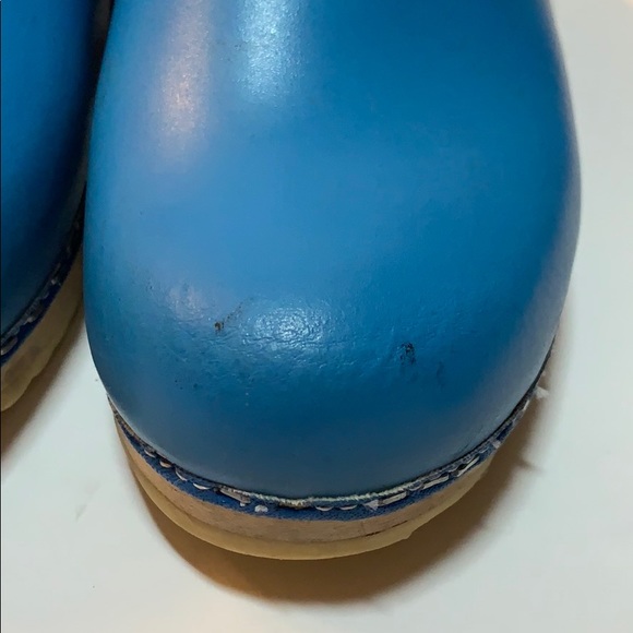 Hanna Andersson Wood Clogs - Picture 3 of 4